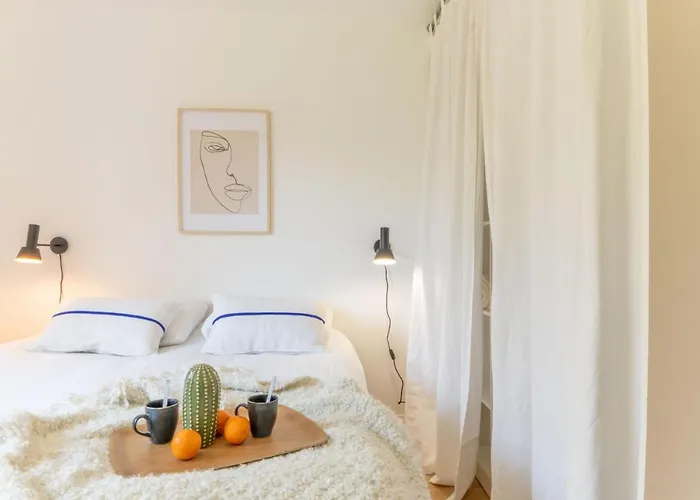 Bel Lumineux A بياريتز